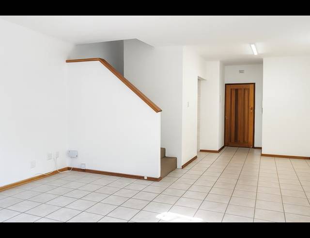 2 BEDROOM DUPLEX FOR SALE IN UMHLANGA CENTRAL